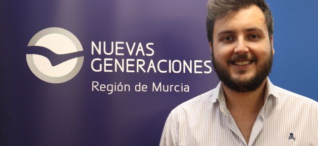 Landáburu: “Los jóvenes no nos dejamos comprar con los cheques de Pedro Sánchez”