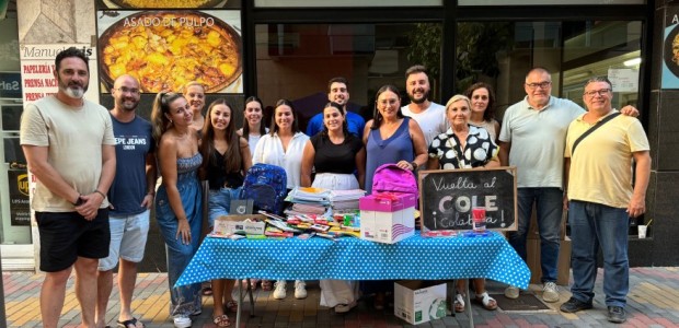 NNGG Águilas realiza una exitosa recogida de material escolar para colaborar en la ‘vuelta al cole’